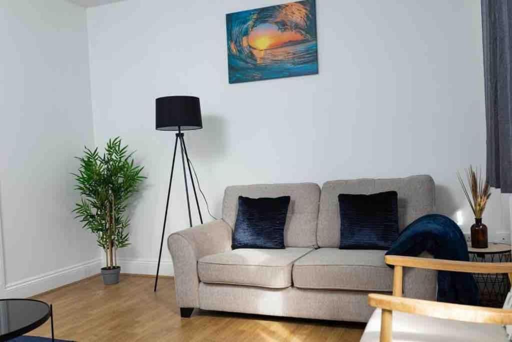 Spacious City Centre 2 Bedroom Apartment - Lt Apartment Leicester Buitenkant foto
