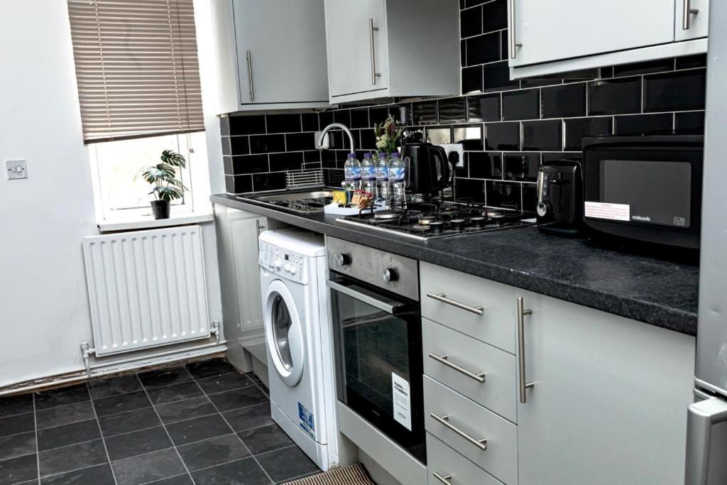 Spacious City Centre 2 Bedroom Apartment - Lt Apartment Leicester Buitenkant foto